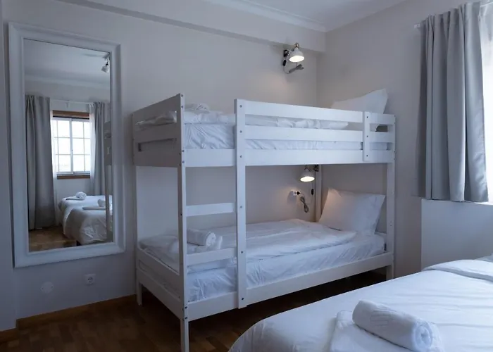 Berlenga House Homestay *