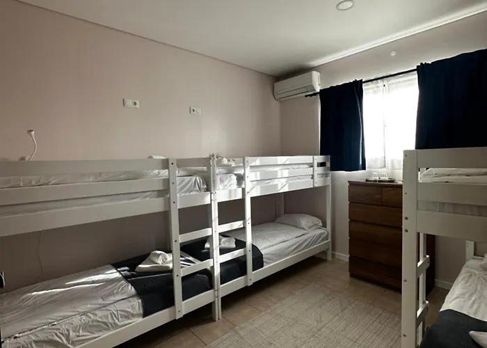 Homestay Berlenga House